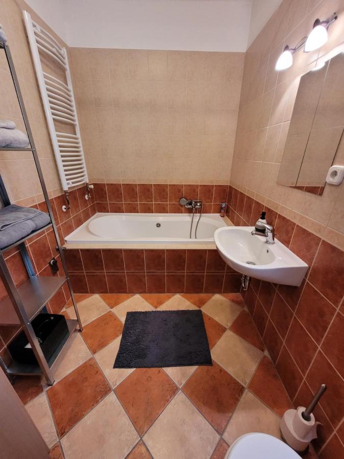 Hb Downtown Sunny Apartman Budapest Exterior foto